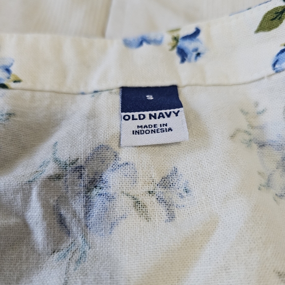 Women's Summer Floral Print Set Skort/top Old NAVY Size Small - Picture 3 of 7